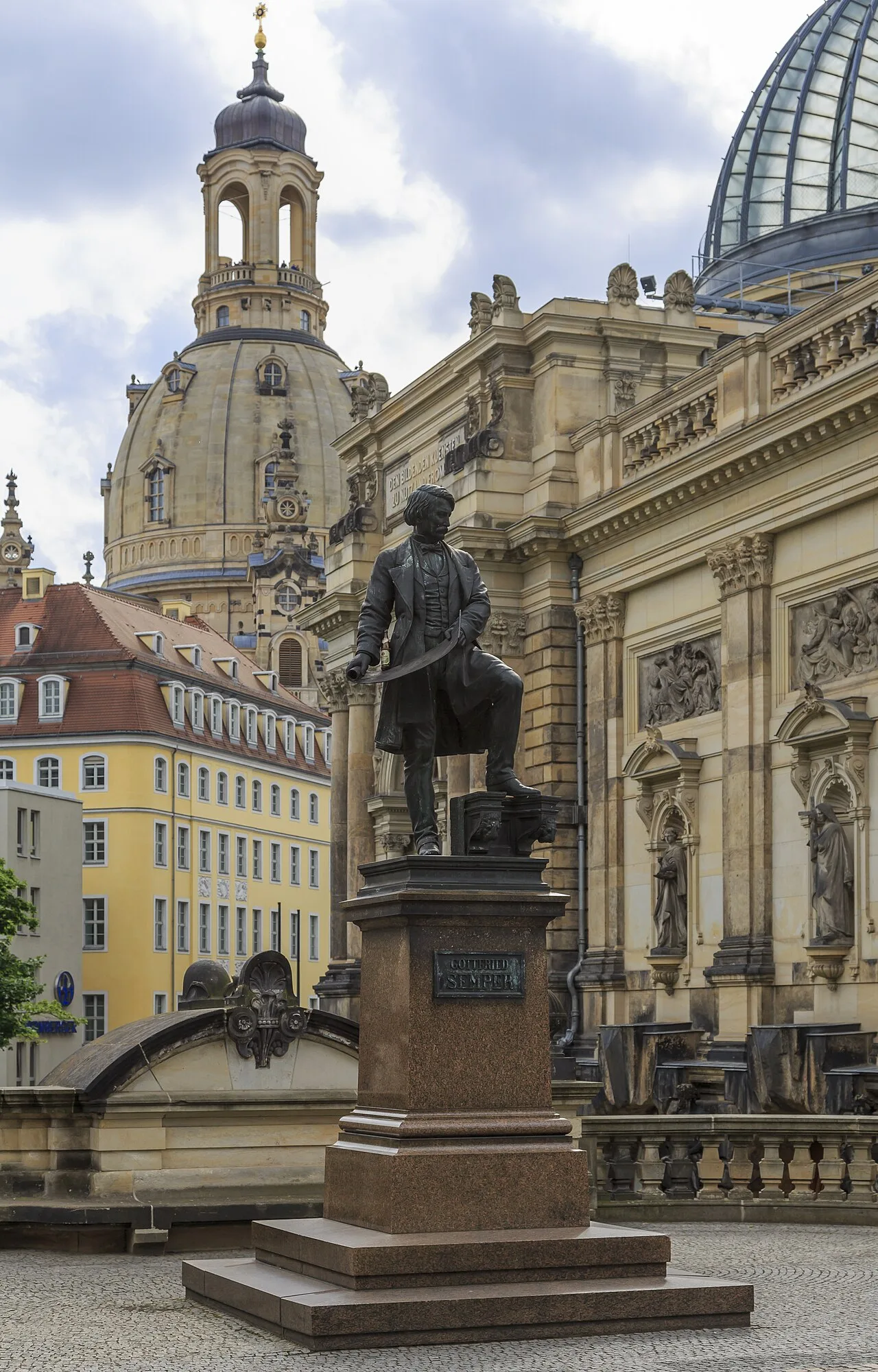 Gottfried von Strassburg